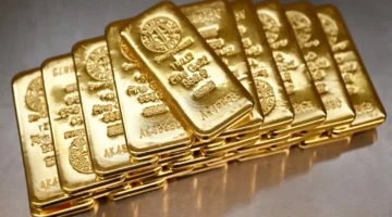 قمة تاريخية جديدة.. سعر أونصة الذهب يلامس 4954 دولارًا وسط مؤشرات تنذر بأزمة